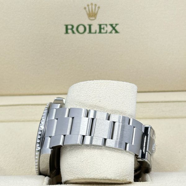 Rolex Submariner 124060